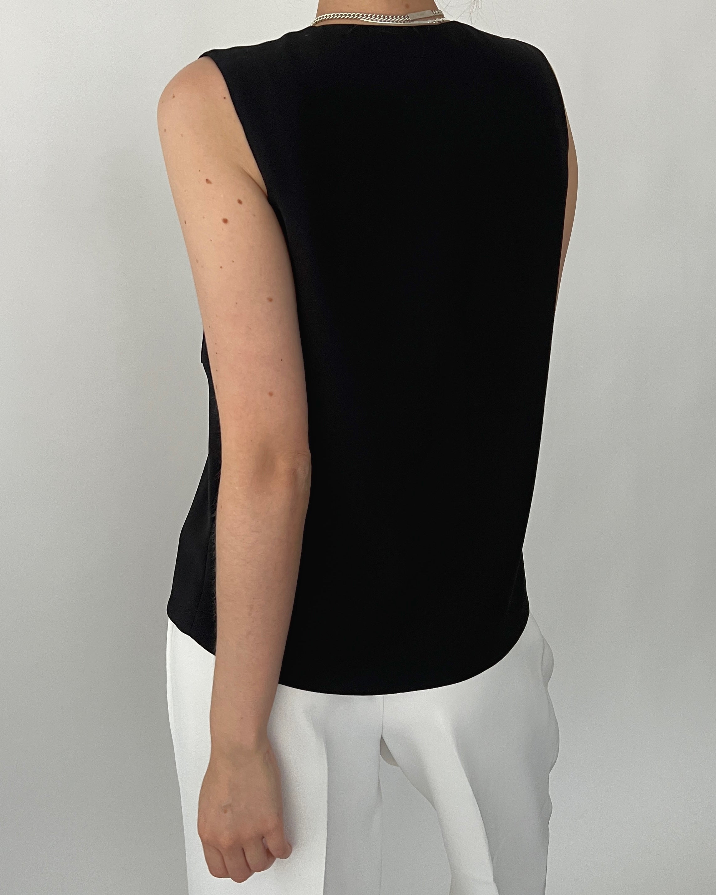 ベスト・ジレ GIORGIO ARMANI Viscose and cupro with silk lining Vintage Giorgio Armani Noir Silk Double-Breasted Vest